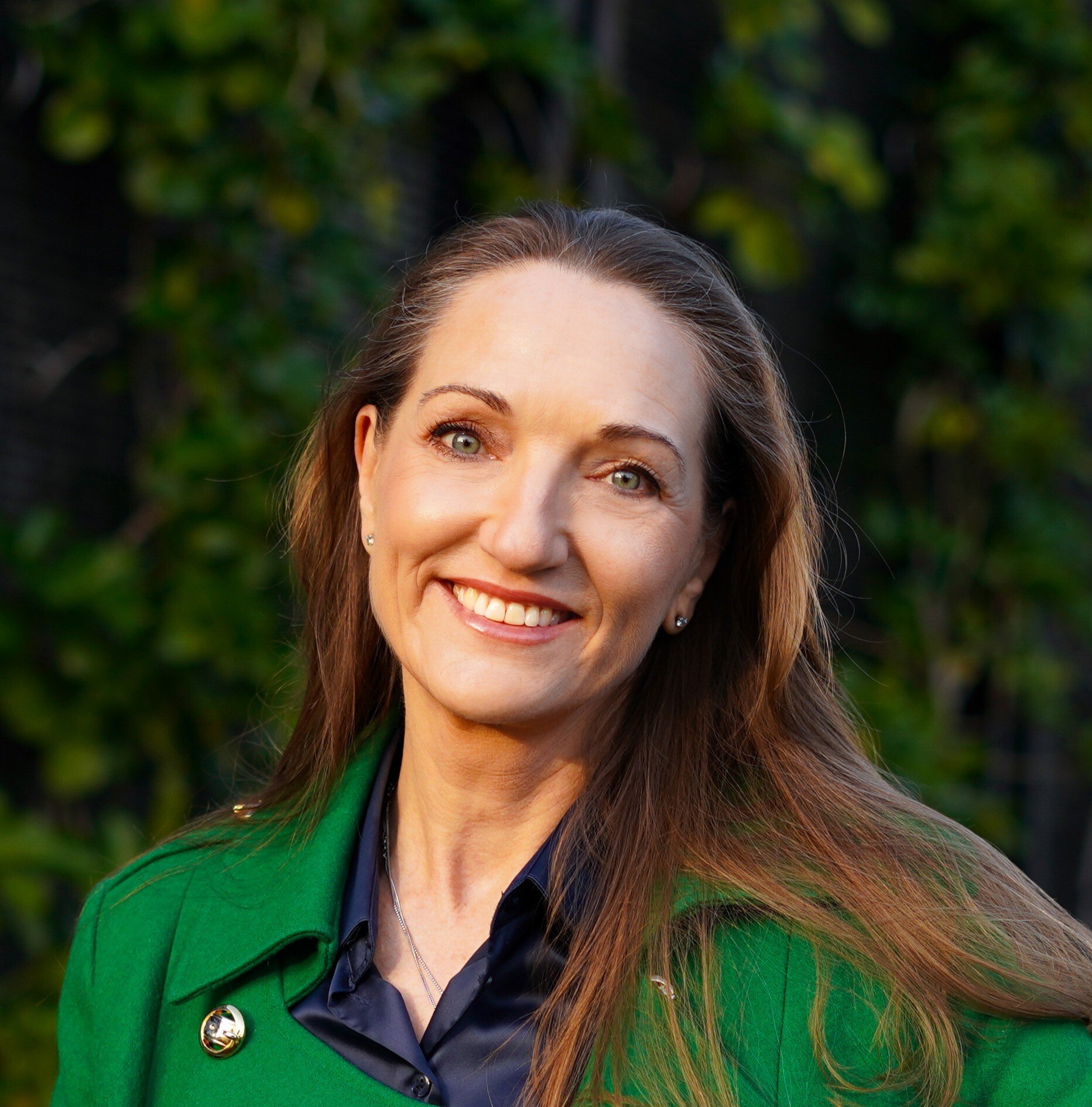 Headshot - Ruth Bluck