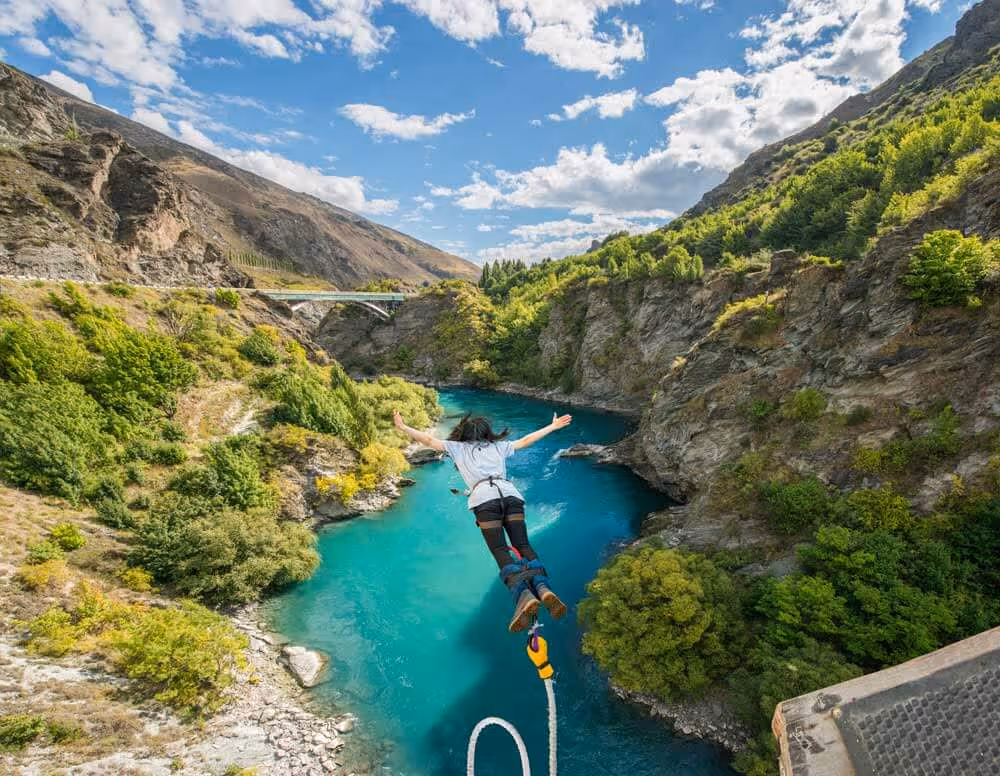 6924da0ee9c4f739cb56b43f_691fe00d5dc90711b2edf5fd_AJ-Hackett-Bungy-Kawarau